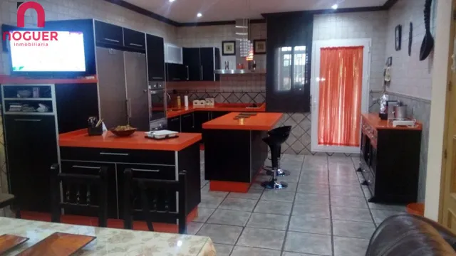 MAGNIFICA CASA EN EL HIGUERON CON PISCINA — 16