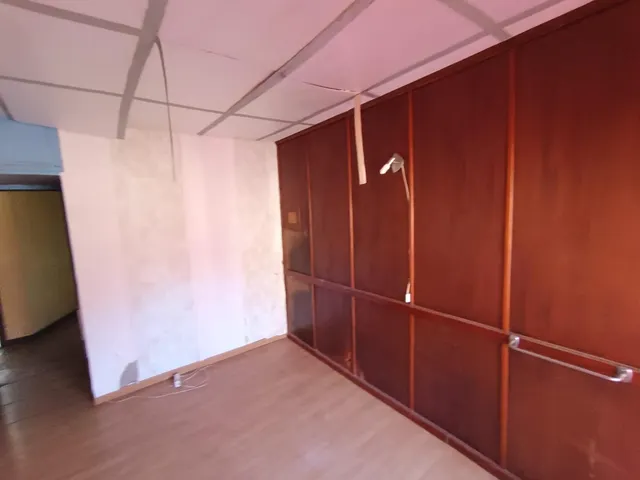 Venta de vivienda en planta primera y local en  planta baja unido a edificio de dos alturas en Gordexola — 10