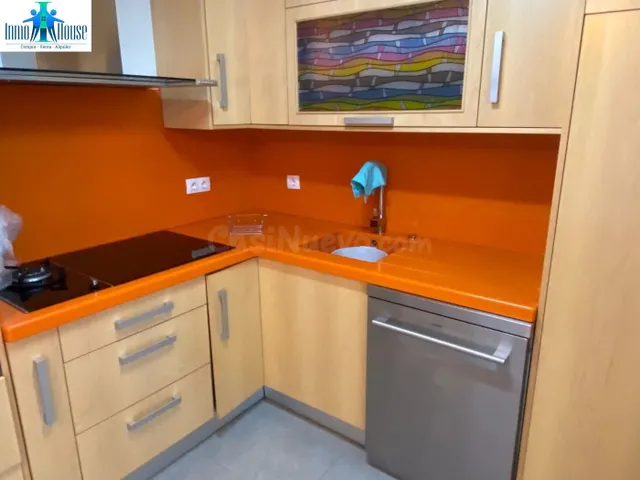 SE VENDE PISO ZONA CENTRO - foto 4