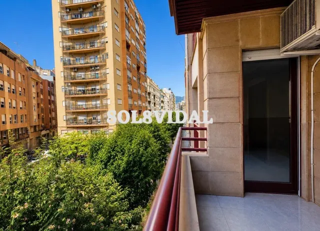SOL8VIDAL VENDE PISO EN EL CENTRO - foto 5