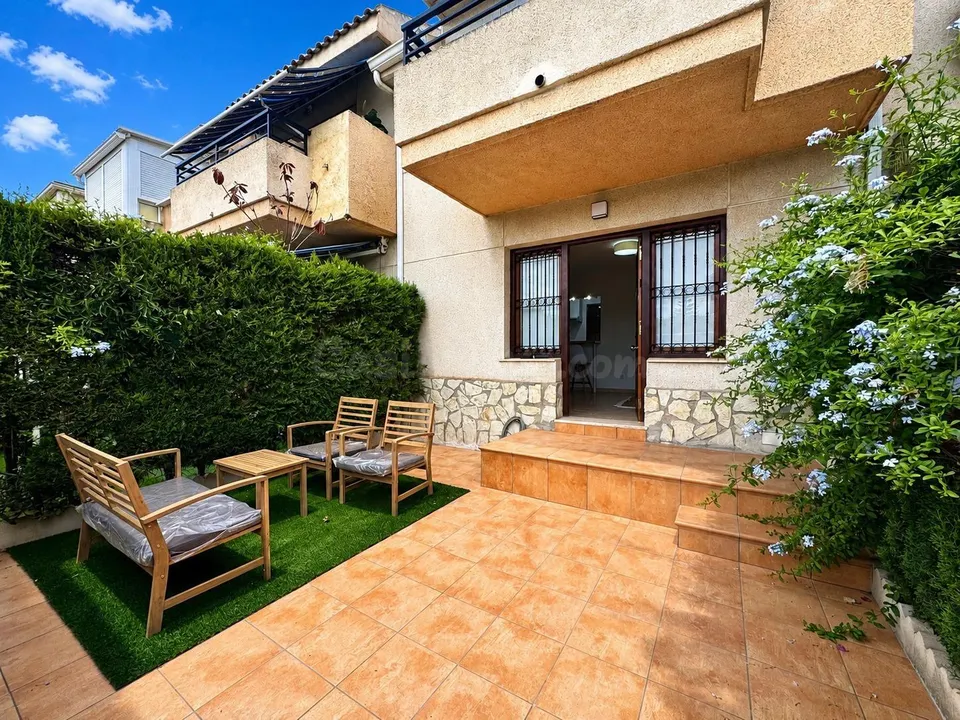 Bungalow en Playa San Juan de Alicante zona [Nou Nazareth]