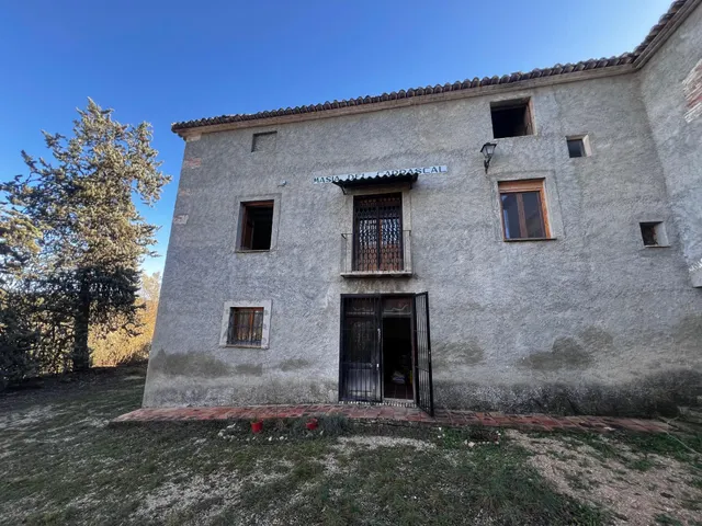 Finca en el parque natural de Mariola. — 2