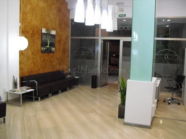 Local comercial 214m² en venta - Zona juzgados - foto 2