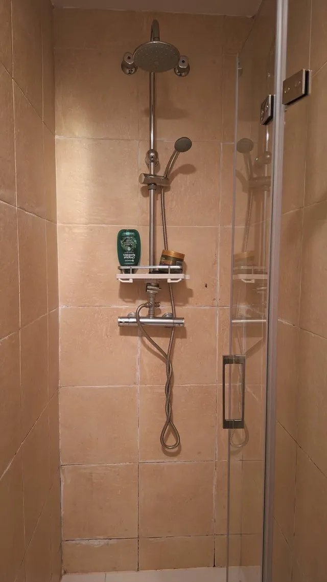 Encantadora Casa con Terreno en Bembibre por solo €77,000 — 15
