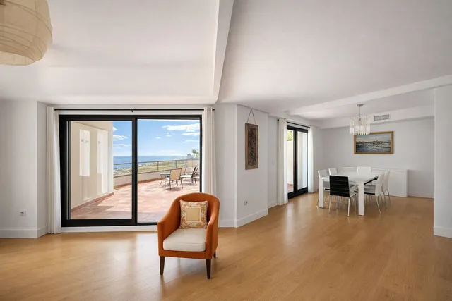 Apartamento 2 habitaciones 123m² en venta - Costa Del Sol — 34