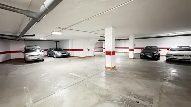 EDIFICIO EN CONSTRUCCIÓN EN EL CENTRO DE BOLLULLOS DEL CONDADO (HUELVA) — 24