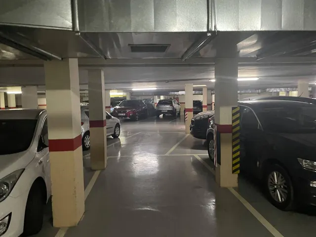 PISO EN VECINDARIO — 30