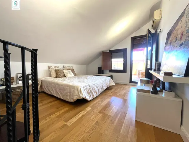 PRECIOSO ÁTICO DÚPLEX EN LA MEJOR ZONA DE LA ZUBIA — 20