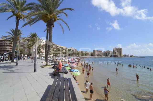 SE ALQUILA AMPLIO TRASTERO – PLAYA DEL CURA. Calle Ramón Gallud 200, en Torrevieja — 14