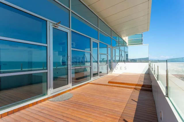 El Poblenou - Ático con espectaculares vistas - foto 4