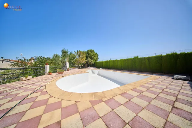 Impresionante chalet de 4 habitaciones con piscina de 86 m3 totalmente despejada — 17