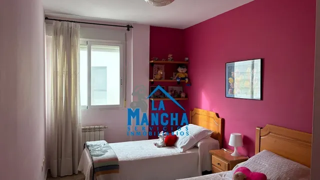 *320.000€* inmobiliaria la mancha vende piso en el centro de Albacete-carretas — 28