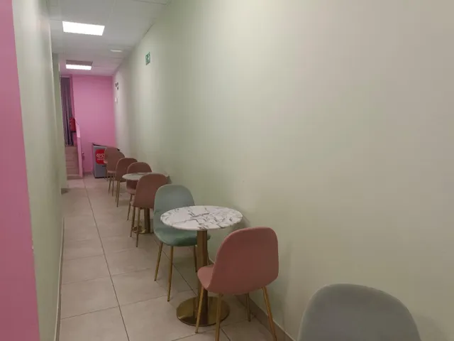 Ocasión única!!! Traspaso y alquiler cafeteria/pasteleria en Avd Al Vedat , Torrent — 12