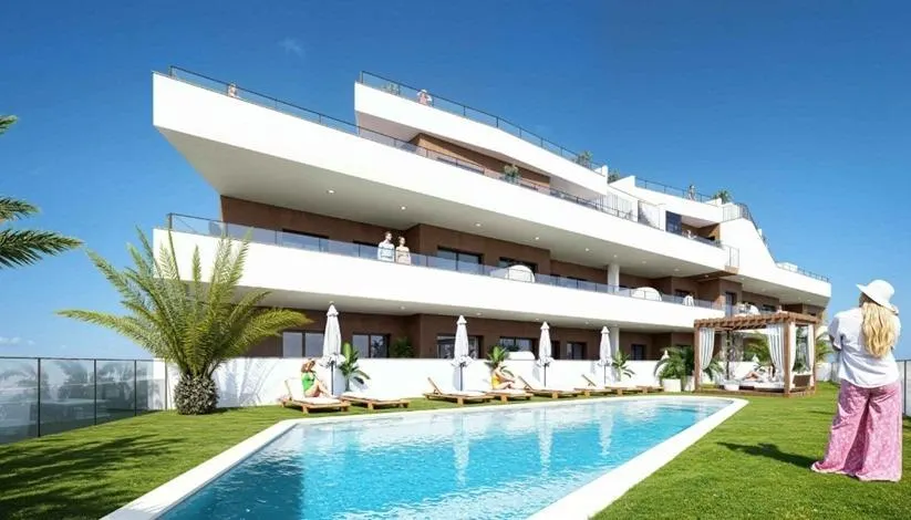 Apartamentos de nueva construcción con piscina y gimnasio en Formentera del Segura, Costa Blanca