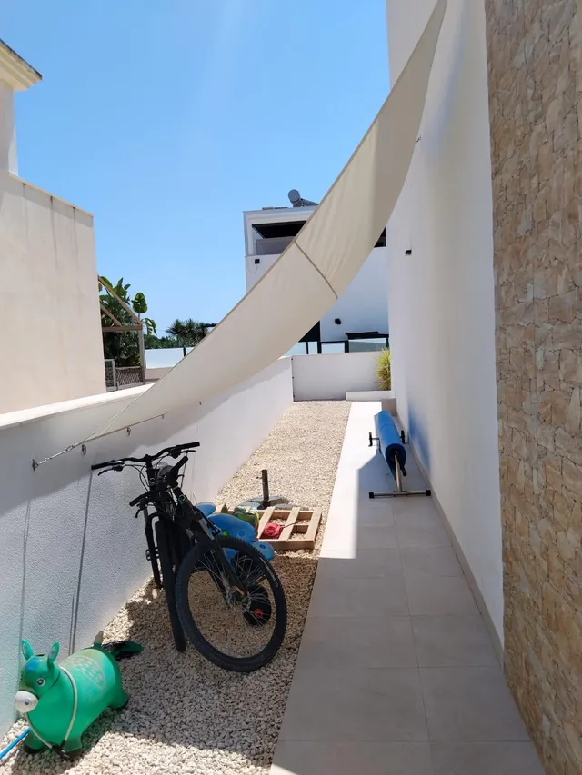 Gran oportunidad en Daya Nueva – villa independiente con piscina privada — 24