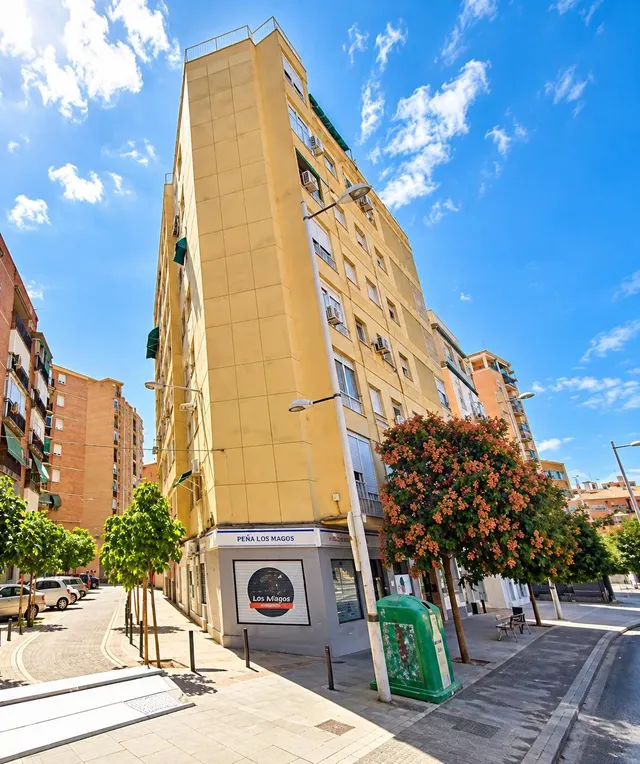 ¡vive Granada desde una ubicación privilegiada! piso de 3 dormitorios con magníficas vistas a la alhambra — 6