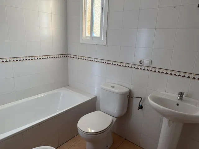 Se vende maginifico adosado — 18