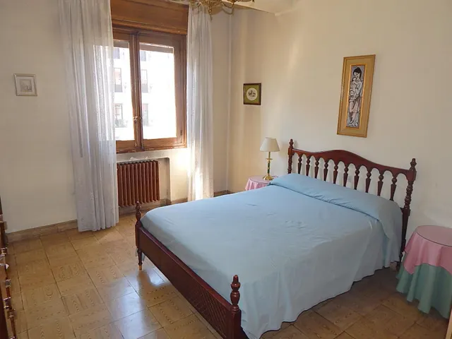 ETXEA Vende piso en el centro de Pamplona, 4 dormitorios, salón cocina, baño y aseo — 20