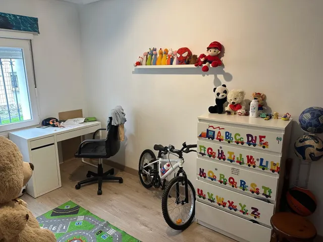 Piso Reformado en Avilés - La Magdalena: ¡Tu Nuevo Hogar Espera por Ti!       Cómpralo por 495€ / mes — 9