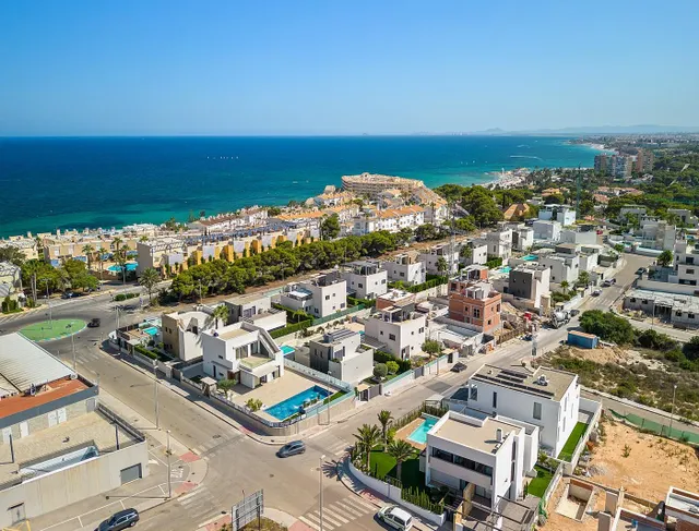 Espectacular Villa  en Campoamor Orihuela Costa — 39