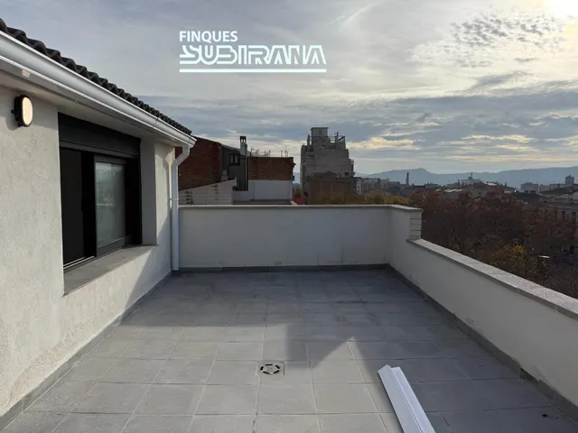 DÚPLEX EN VENDA A IGUALADA - ESTACIÓ VELLA + 2 TERRASSES 17 i 18m2 — 9