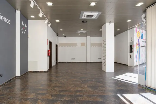 Local comercial en alquiler en el Polígono de Santa Ana, Cartagena — 8