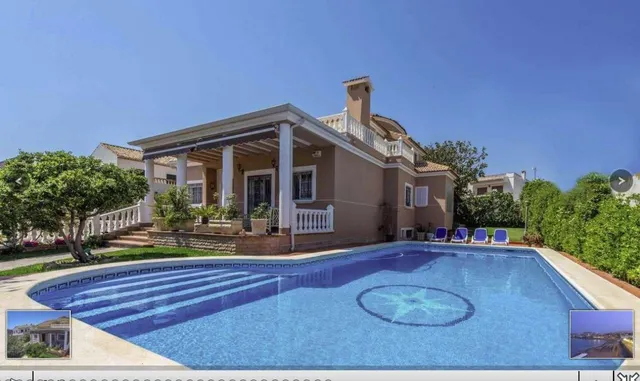 GRAN CHALET A PIE DE PLAYA EN TORREVIEJA!! — 2