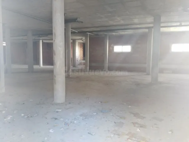 Local comercial 680m² en venta - Barrio la caverina - foto 4
