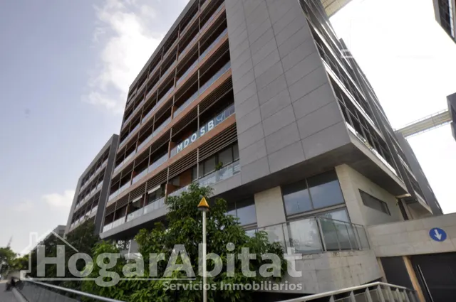 GRAN ÁTICO SEMINUEVO EN RESIDENCIAL CON GARAJE Y PISCINA — 38