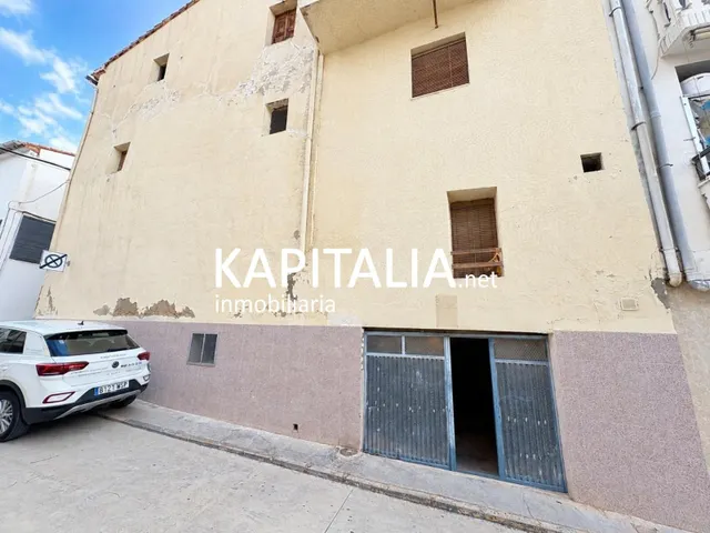 BONITA CASA A LA VENTA CON GARAJE EN BOLBAITE - foto 2