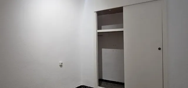 Acogedor Piso en Venta en San Blas, Alicante por €159,000 — 18