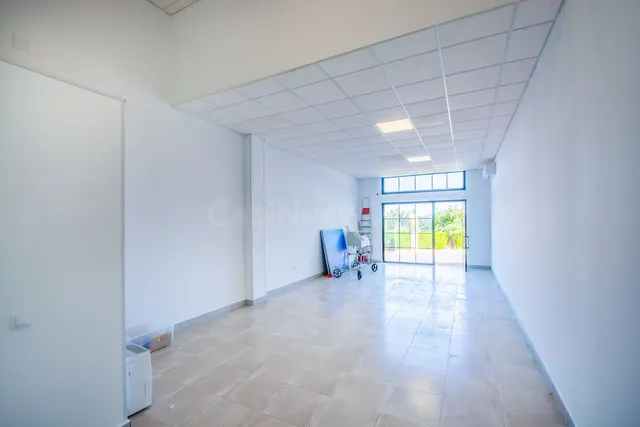 Local comercial 63m² en venta - Marbella — 3