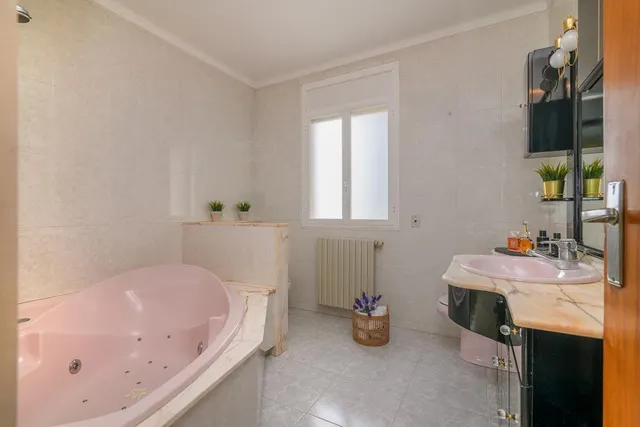 ÀTIC ZONA POBLE NOU — 40