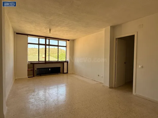 INMOBILIARIA ARBETETA VENTA PISO DE TRES DORMITORIOS EN BRIH - foto 5