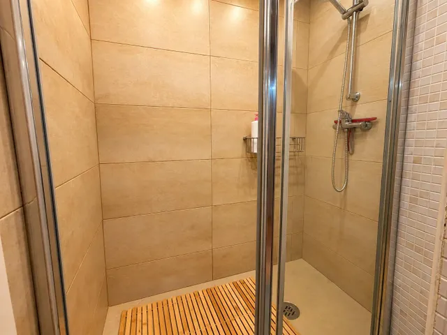 PISO CÉNTRICO CON TERRAZA Y DOS habitaciones EN FONERS — 12