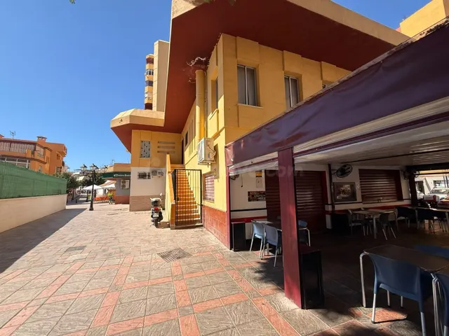 SE ALQUILA LOCAL EN ZONA AVENIDA DE MIJAS, FUENGIROLA - foto 5
