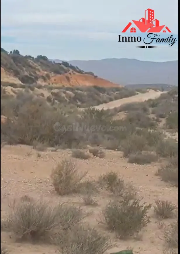 VENTA DE TERRENO AGRÍCOLA EN EL KM 21. MUY BIEN UBICADO Y DE
