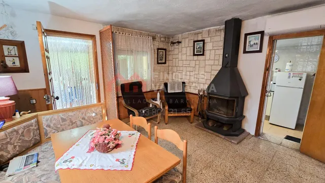 Casa 2 habitaciones 131m² en venta - Les Pinedes de l´Armengol — 28
