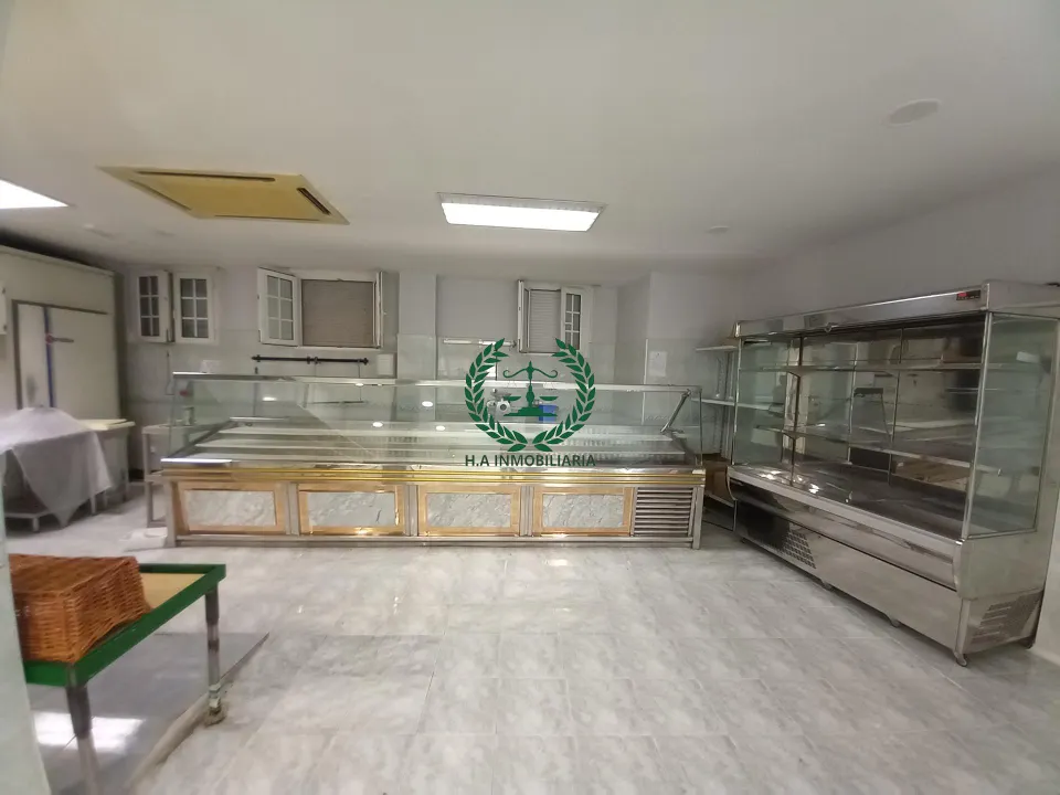 LOCAL COMERCIAL EN PEDREZUELA!! PVP 700€