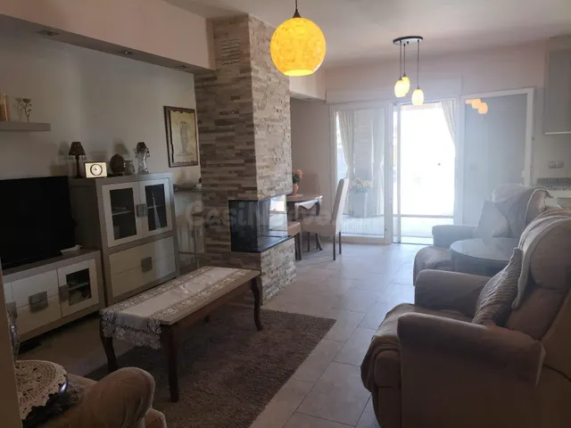 VILLA CON PARCELA Y PISCINA PRIVADA EN FORMENTERA DEL SEGURA - foto 5