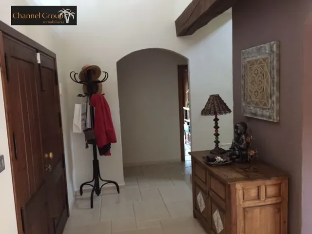 SE VENDE MAGNIFICO CHALET NOVELDA — 4