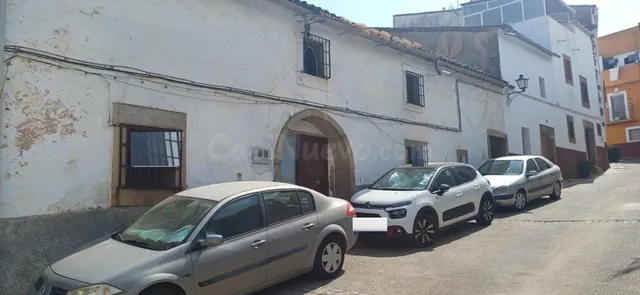 CASA EN VENTA ALCUÉSCAR