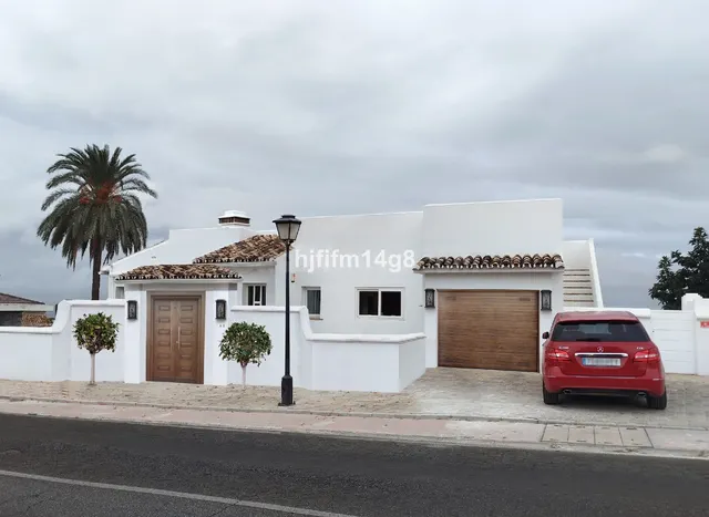 Chalet 4 habitaciones 253m² en venta - Marbella - foto 2