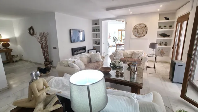 Chalet 6 habitaciones 467m² en venta - Costa Del Sol — 9
