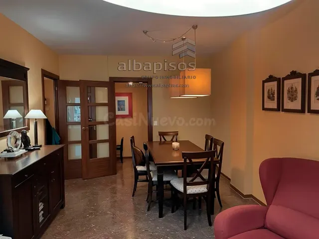 Amplia vivienda exterior con garaje y ascensor en zona San A - foto 4