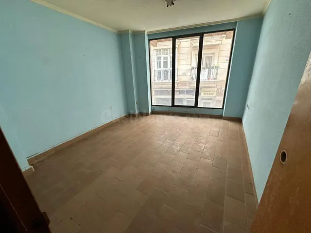 Se venden oficinas en calle Jara en pleno centro de Cartagen - foto 3