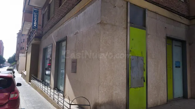 Local comercial 257m² en venta - Sur