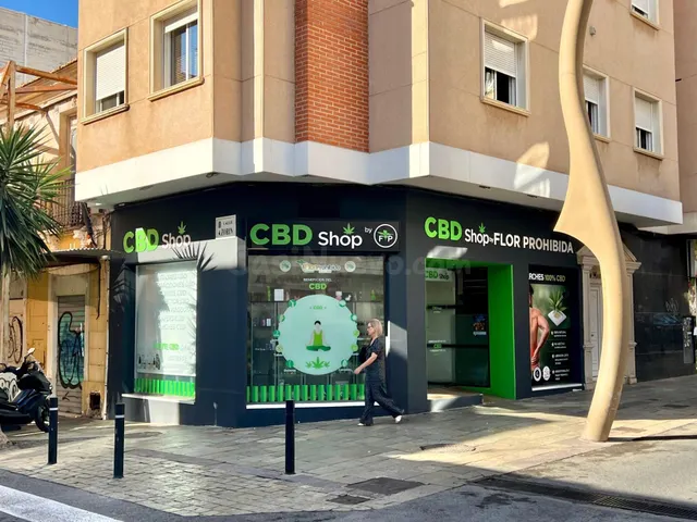 Local comercial 45m² en venta - torrevieja — 3