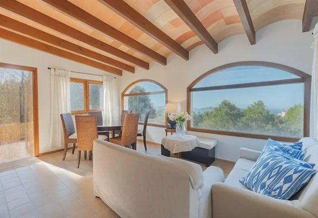 CASA DE PIEDRA EN LA RESERVA DE GALATZO - foto 5