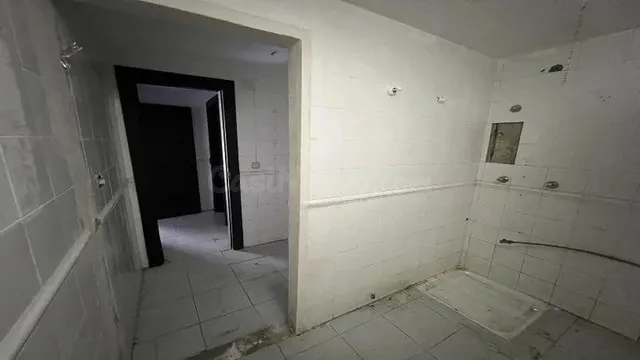 Nave industrial 430m² en venta - Ceuta - foto 3